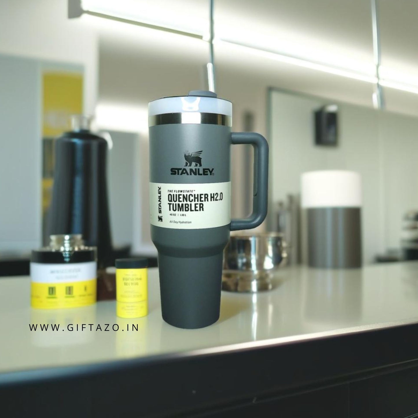 Stanley Quencher H2.0 Flowstate Tumbler  1.18L 40 OZ